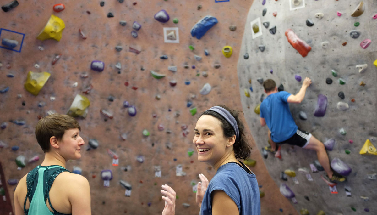 Gloves for store indoor rock climbing